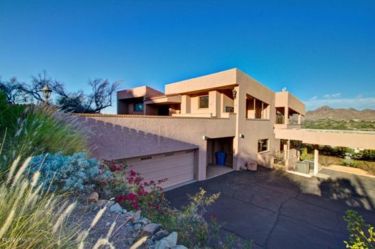 5646 N CAMELBACK CANYON DR