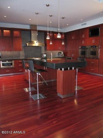 15215 N KIERLAND BLVD 934 1