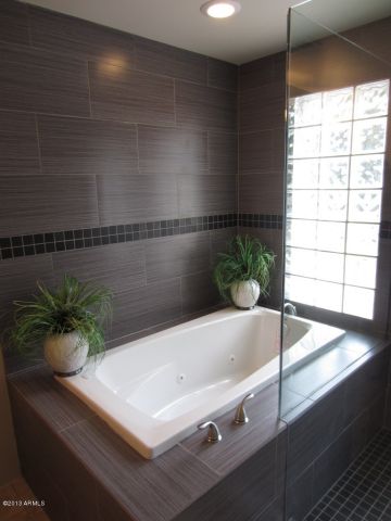 UNBELIEVEABLE CONTEMPORARY REMODEL 6