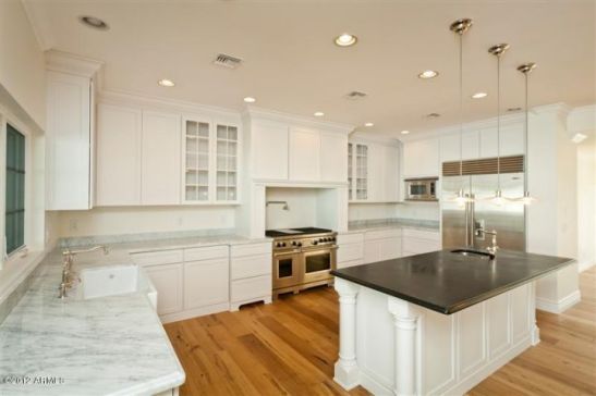 4631 N Royal Palm CIR Phoenix, AZ 85018 1