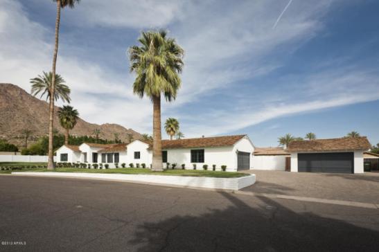 4631 N Royal Palm CIR Phoenix, AZ 85018