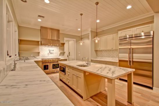 5524 E CALLE DEL PAISANO -- Phoenix, AZ 85018 4