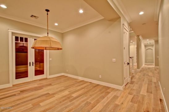 5524 E CALLE DEL PAISANO -- Phoenix, AZ 85018 5