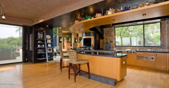 5800 E Foothills DR N 12