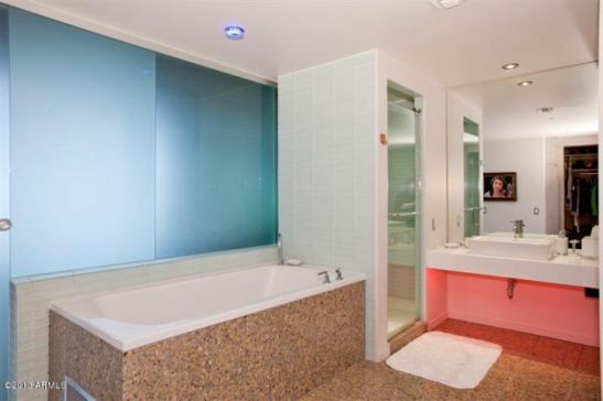 Tower Residence at Hotel Valley Ho 6