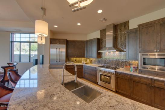 2 BILTMORE EST 100 8