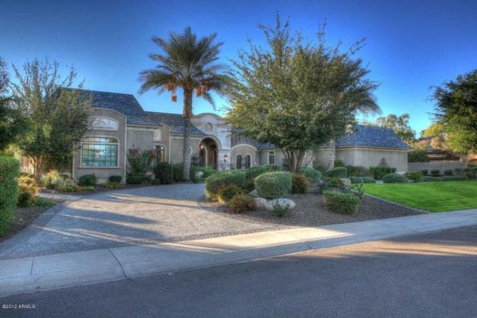 8206 N VIA DE LAGO -- Scottsdale, AZ 85258