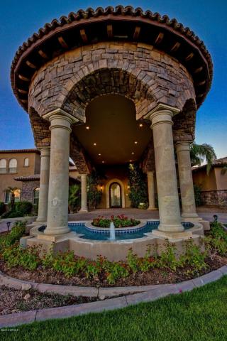 A Grande Entrance and One Million Dollars of Renovations make this house truly&nbsp;Amazing!!!!