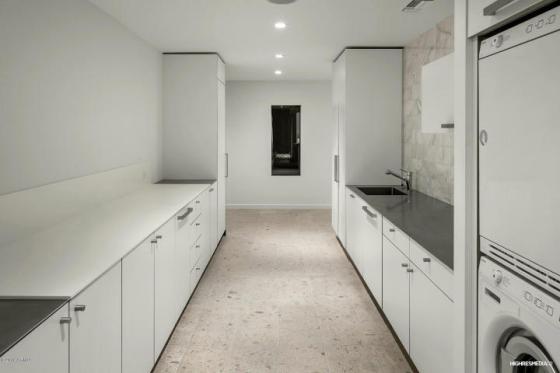 9502 N 47TH ST Phoenix, AZ 85028 10