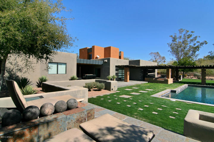 A Creation by CP Drewett combines South West & Contemporary Architecture in Paradise&nbsp;Valley