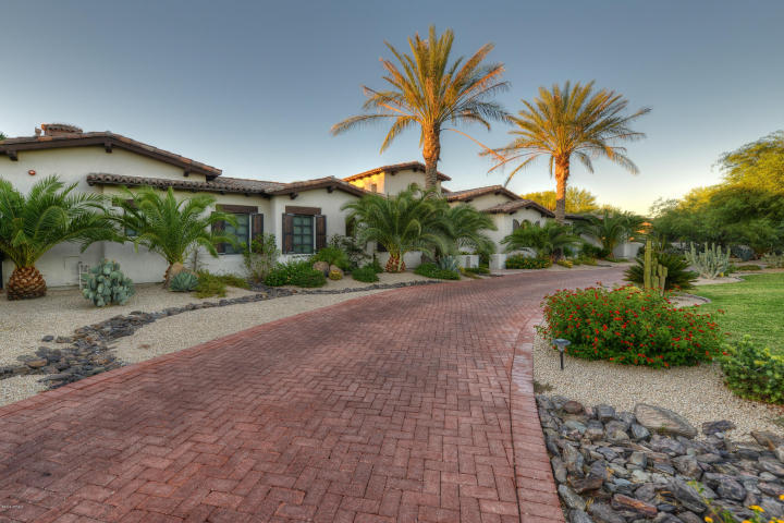 Welcome to This $3.75 M Gorgeous Estate Combining Spanish Colonial Elements and Hacienda style in Paradise&nbsp;Valley