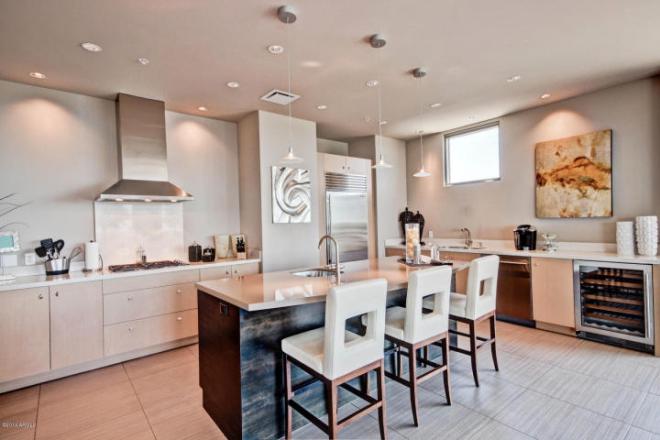 15215 N KIERLAND BLVD 937 Scottsdale, AZ 85254 1