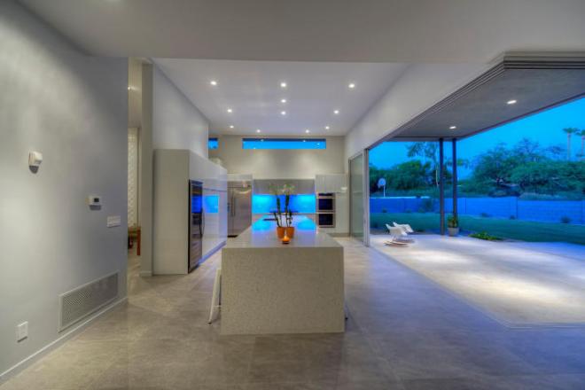 5835 N 45TH PL Phoenix, AZ 85018 8