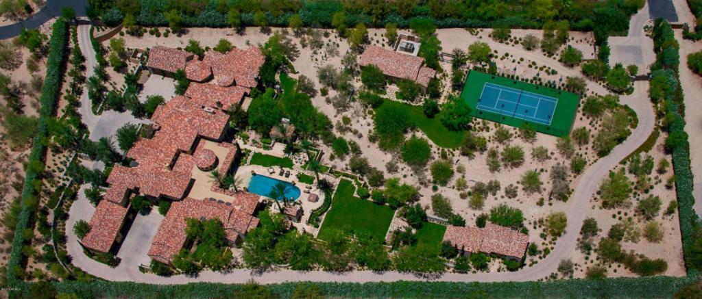 The Big Unit Randy Johnson asking a Big Price Tag $25 Million for his Mega 25,000-square-foot home in Paradise&nbsp;Valley