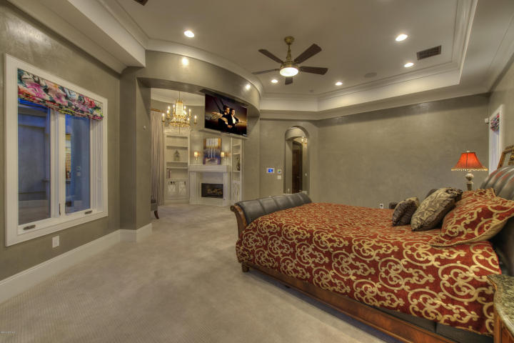 2659 E LOVEBIRD LN Gilbert, AZ 85297 8