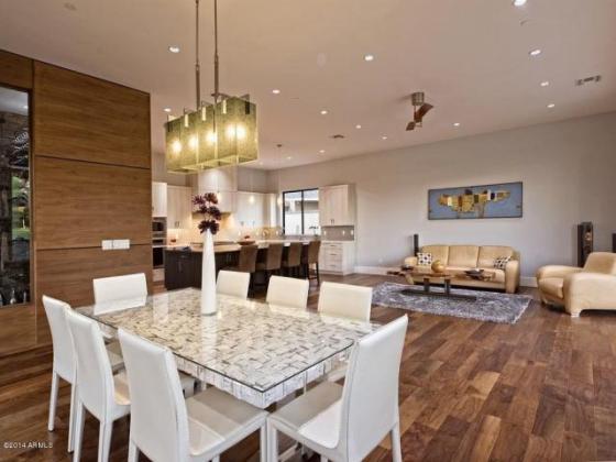 3445 N VALENCIA LN Phoenix, AZ 85018 8