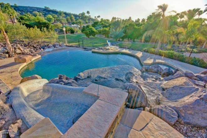 1717 W MANDALAY LN Phoenix, AZ 85023 4