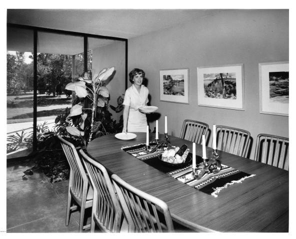 321 E POMONA RD Phoenix, AZ 85020 4