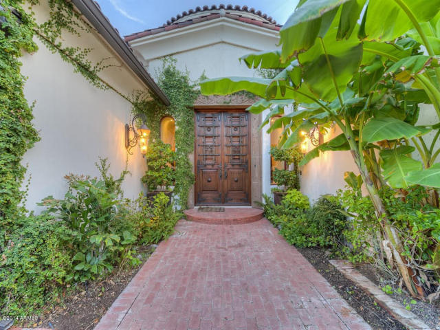 6215 E Exeter PL Scottsdale, AZ 85251 2