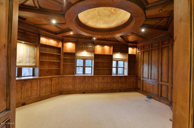 9024 N KOBER RD Paradise Valley, AZ 85253 8