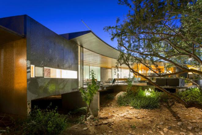 5817 N 30TH ST Phoenix, AZ 85016