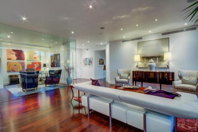 Penthouse 1 New York-Style Penthouse a Top Esplanade Place 15