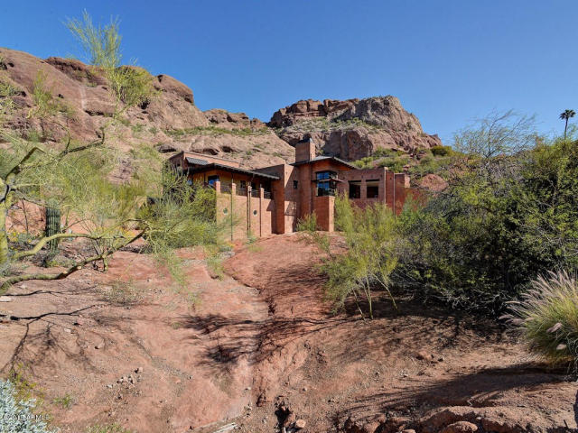 When homes blend in with nature Arcadia AZ 1