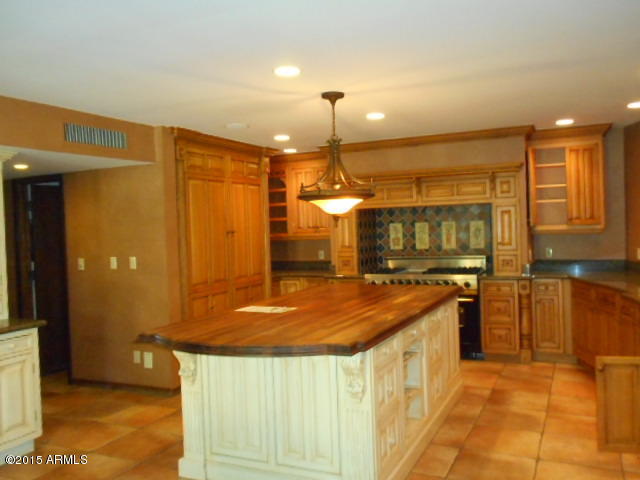 $1.87M Bank Owned Tudor-Style in Exclusive Biltmore Estates 2