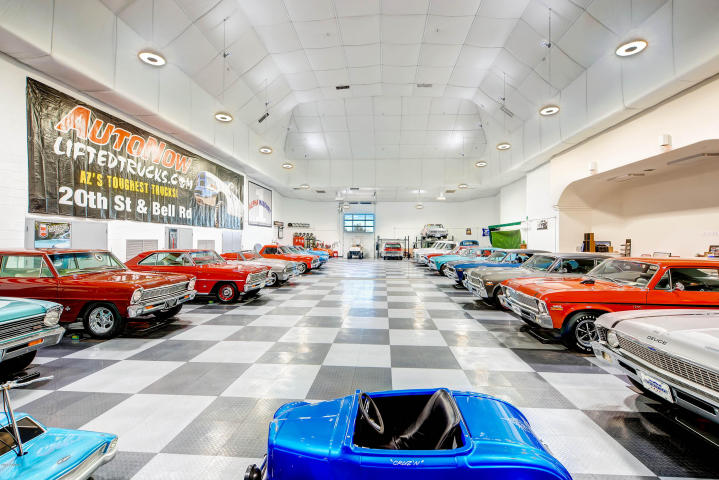 World class Scottsdale Estate on 20 Acres & 35+ car auto show garage 14