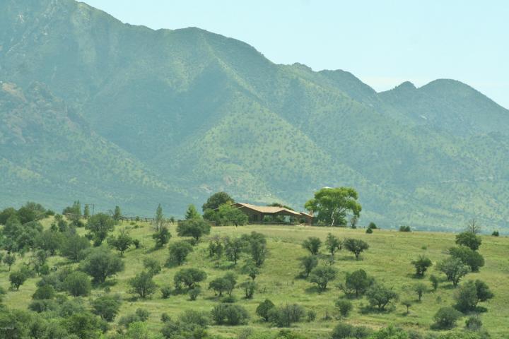 2016 Arizona Luxury Market kicks off with a bang!  2