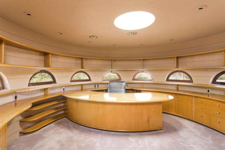 “the Lykes Home” an original (and last) Frank Lloyd Wright designed home 11