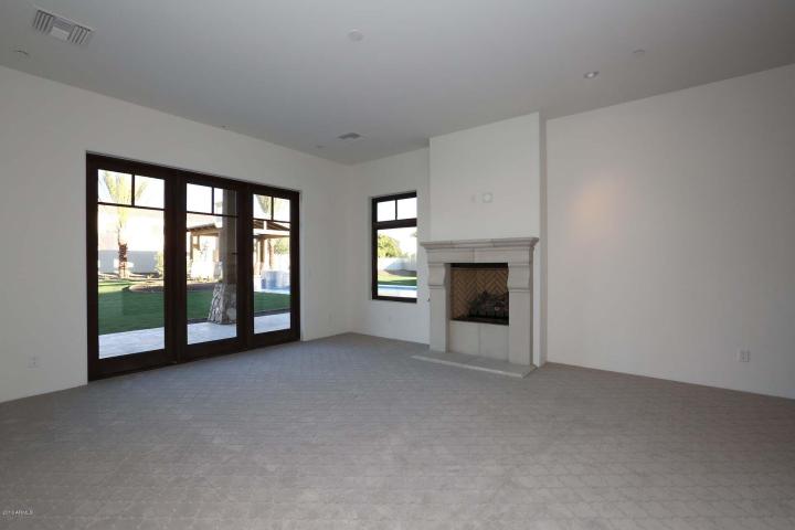 New Modern-Day Luxury in Peoria, Arizona 8