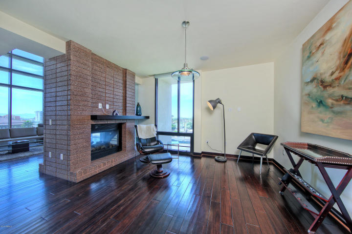 Exclusive peak of Portland Place newest sexy 2-story HighRise Penthouse 10