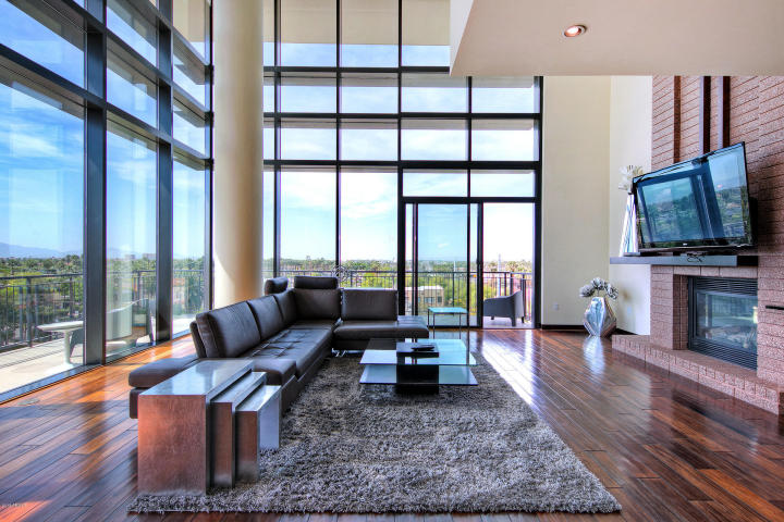 Exclusive peak of Portland Place newest sexy 2-story HighRise Penthouse 4