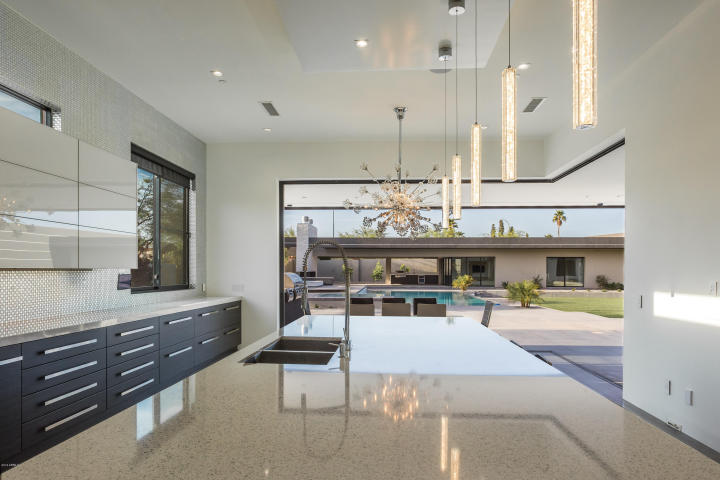 sexy contemporary showpiece in Peoria 12