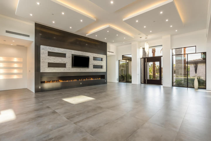 sexy contemporary showpiece in Peoria 4