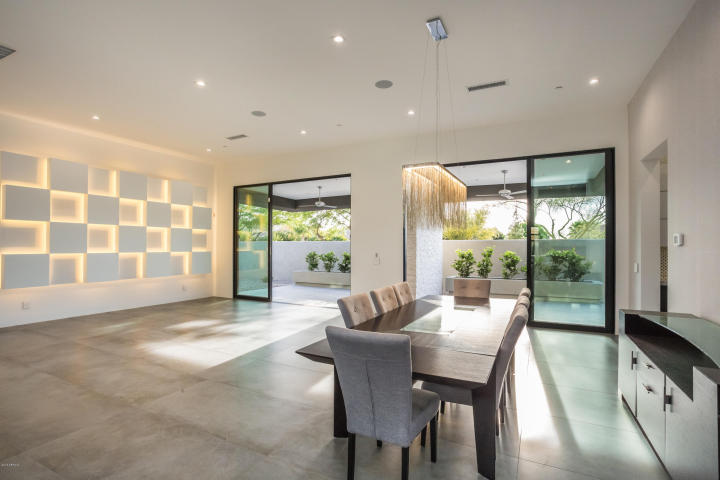 sexy contemporary showpiece in Peoria 5