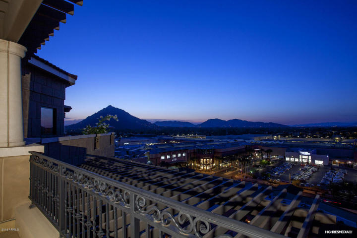 Check out this Scottsdale Waterfront residences most Exquisite Penthouse (PH07) for&nbsp;sale