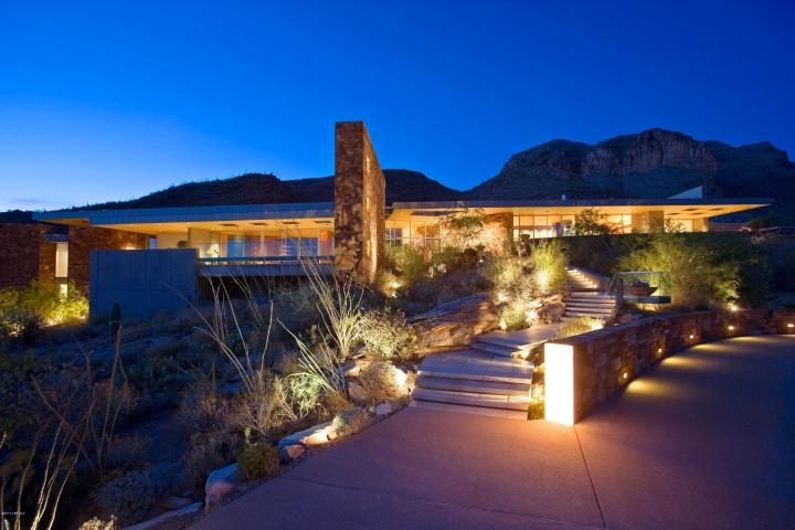 Campbell Cliffs Insane estate 1