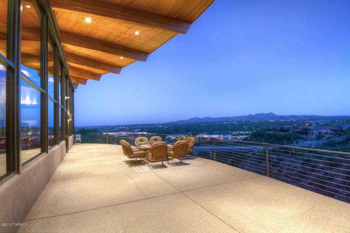 Tucson az minimalist contemporary cantilevered pad 1