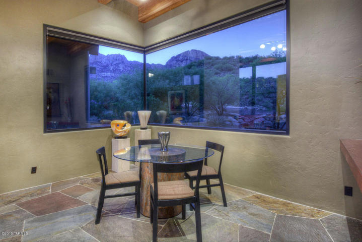 Tucson az minimalist contemporary cantilevered pad 5