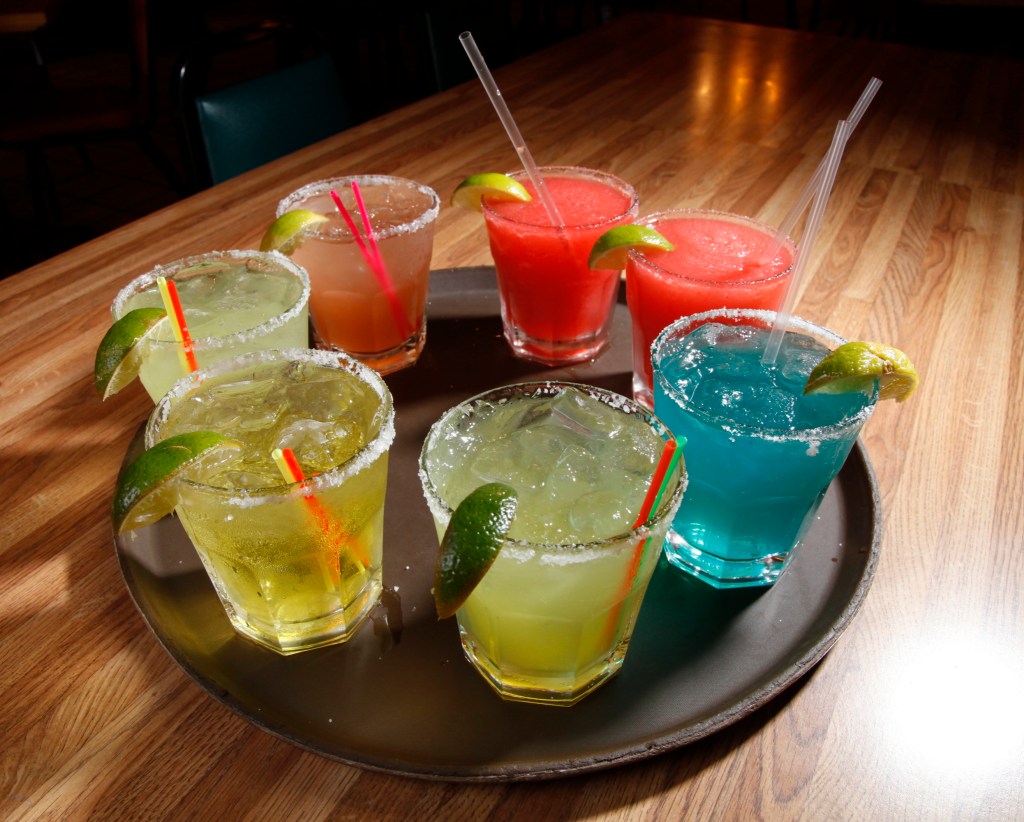 $1.445M Cave Creek Contemporary Ranch with its own Margarita Station. Happy Hour all&nbsp;day!