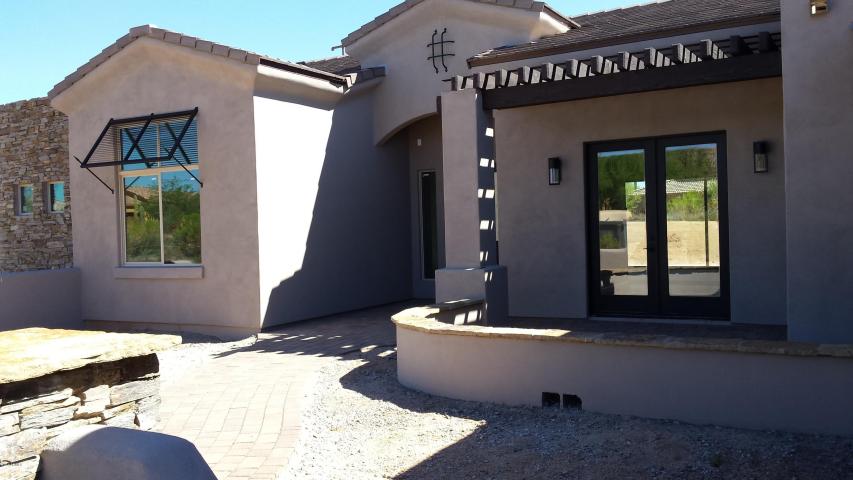 scottsdale-contemporary-spec-home-for-sale-1