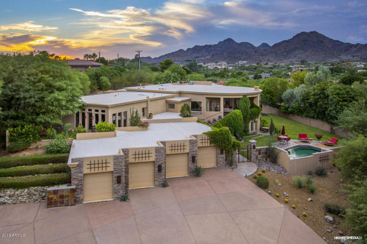 live-lavishly-for-18k-a-mo-at-this-paradise-valley-mansion-at-this-paradise-valley-mansion