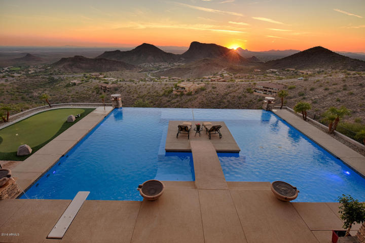 supreme-auctions-kicks-off-2017-with-viento-point-a-lavish-contemporary-in-fountain-hills-10