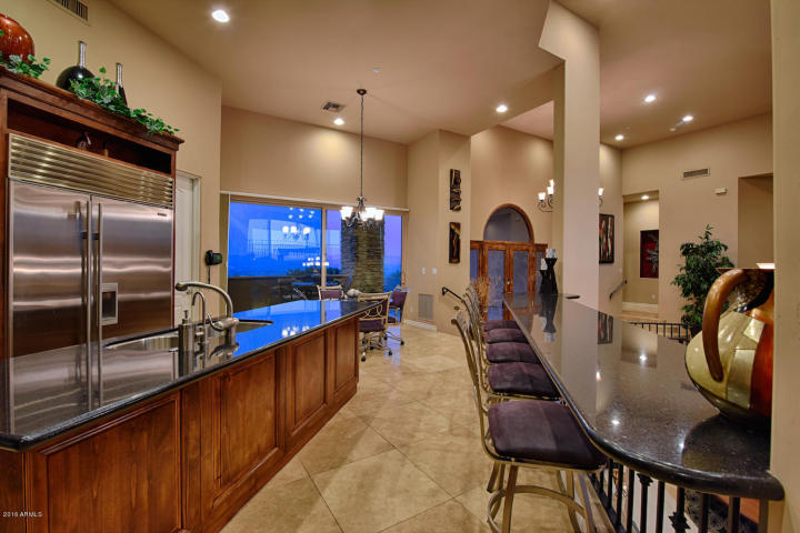 supreme-auctions-kicks-off-2017-with-viento-point-a-lavish-contemporary-in-fountain-hills-6