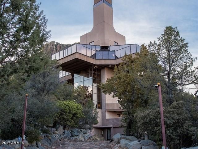 It's a Bird...It's a Plane...It's Falcon Nest…The house in the sky 2