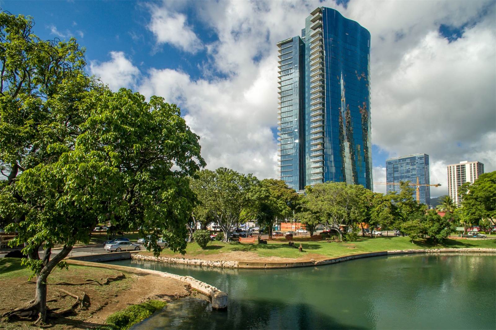 Waiea Grand Penthouse 1