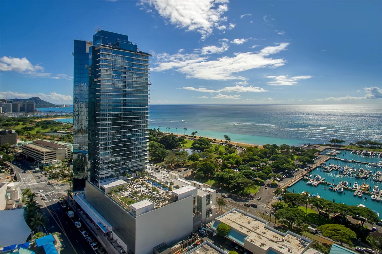 Waiea Grand Penthouse 2