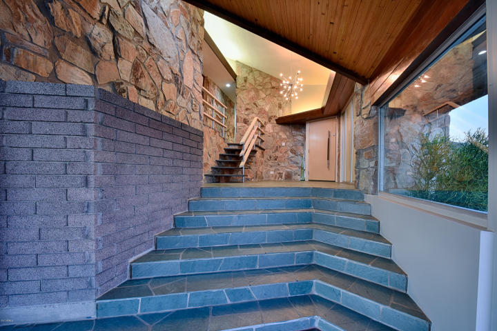 Mid-Century Modern design by Paul Christian Yeager sits on one of the highest view sights in North Phx